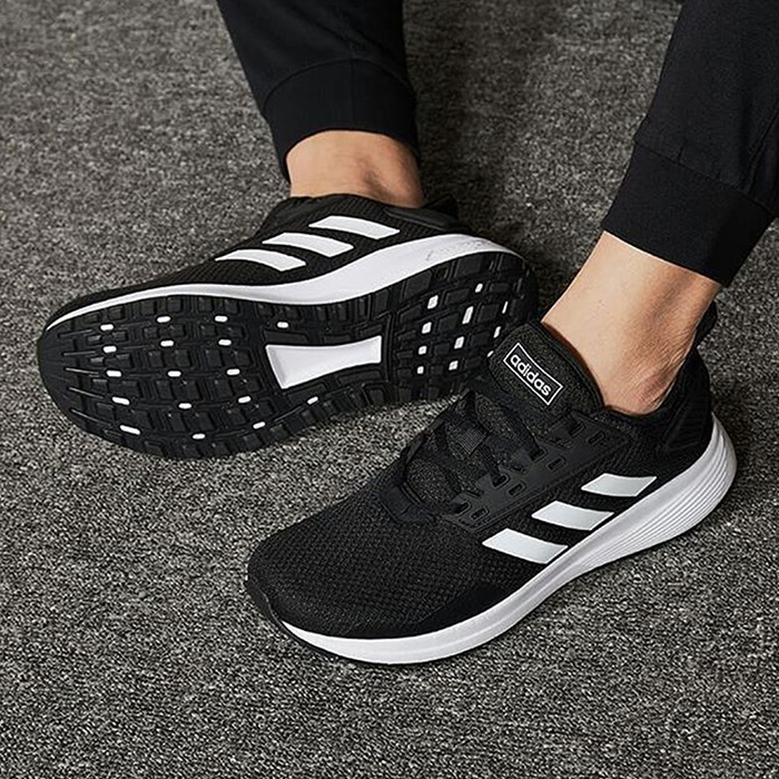 Đối tượng phù hợp với Giày Adidas Duramo